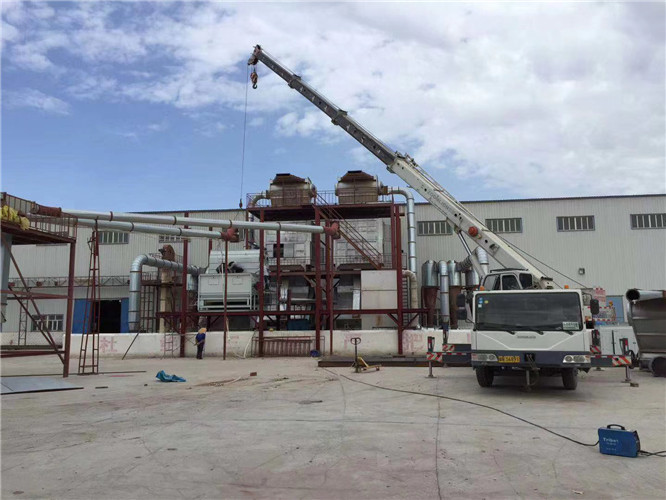 宁明县“手脚齐动”—— 吊车的 “协同作业” 技术